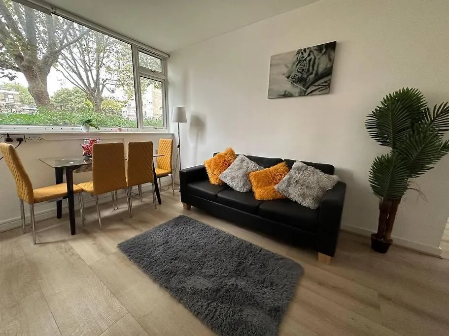 Spacious 2 Bedroom In Central Hoxton London Apartment